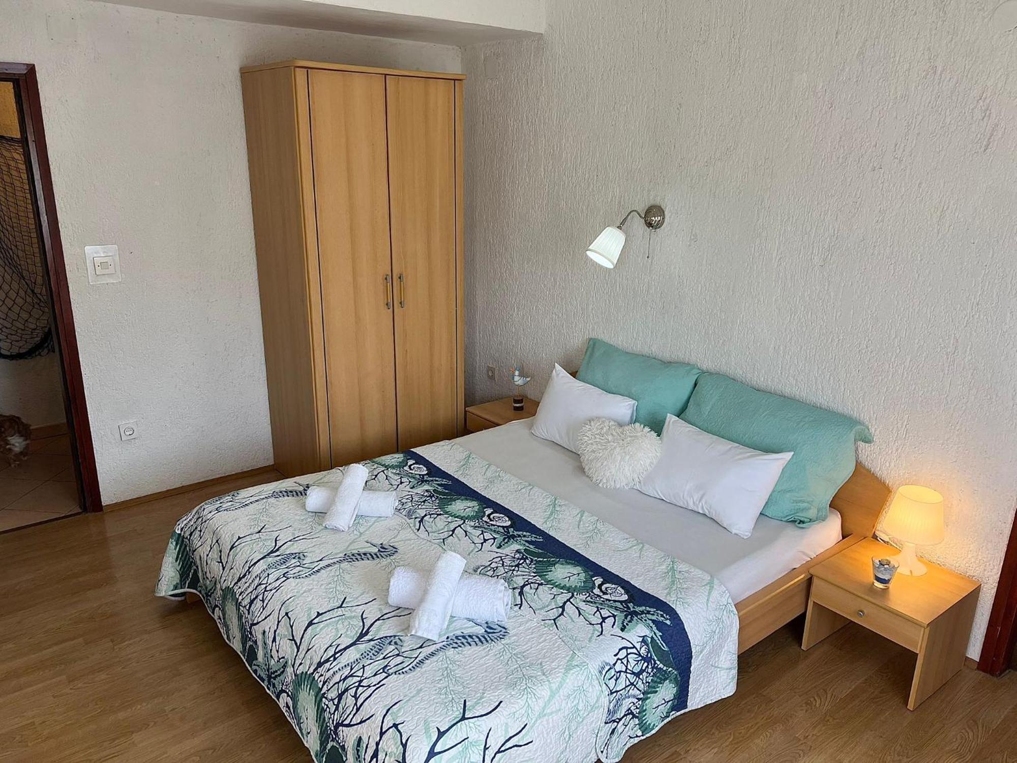 Apartments Dora And Tonka Krk بورات المظهر الخارجي الصورة