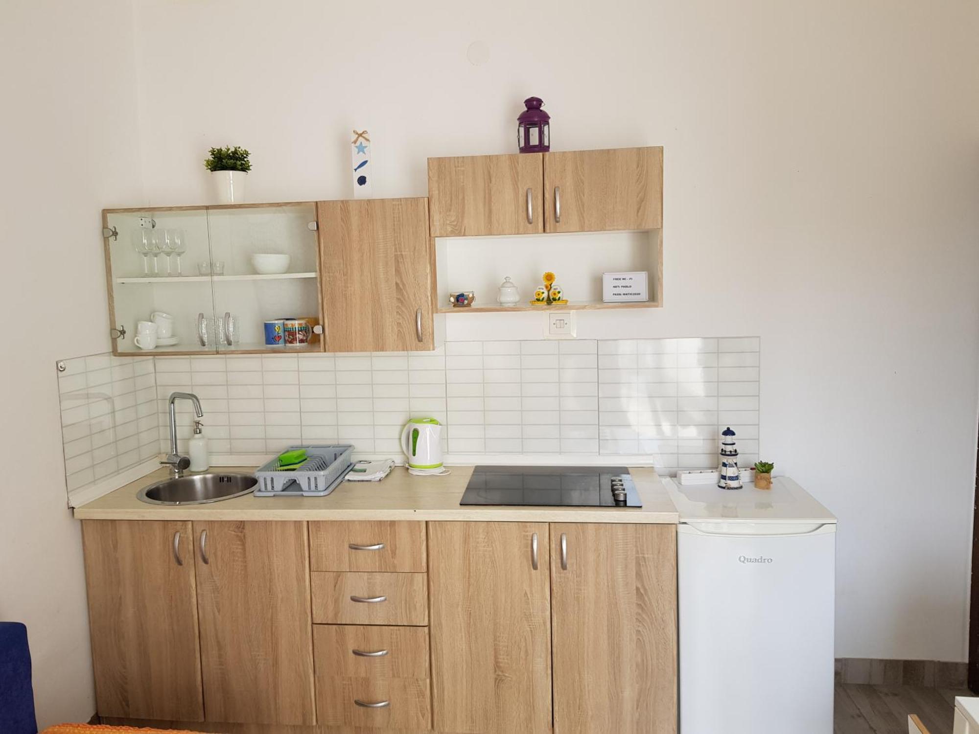 Apartments Dora And Tonka Krk بورات الغرفة الصورة