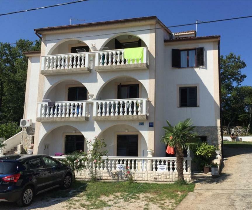 Apartments Dora And Tonka Krk بورات المظهر الخارجي الصورة